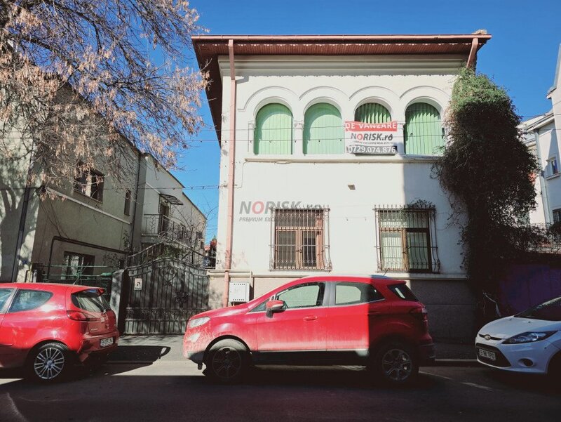 Central, elegant, versatil - Vila ideala pentru orice plan